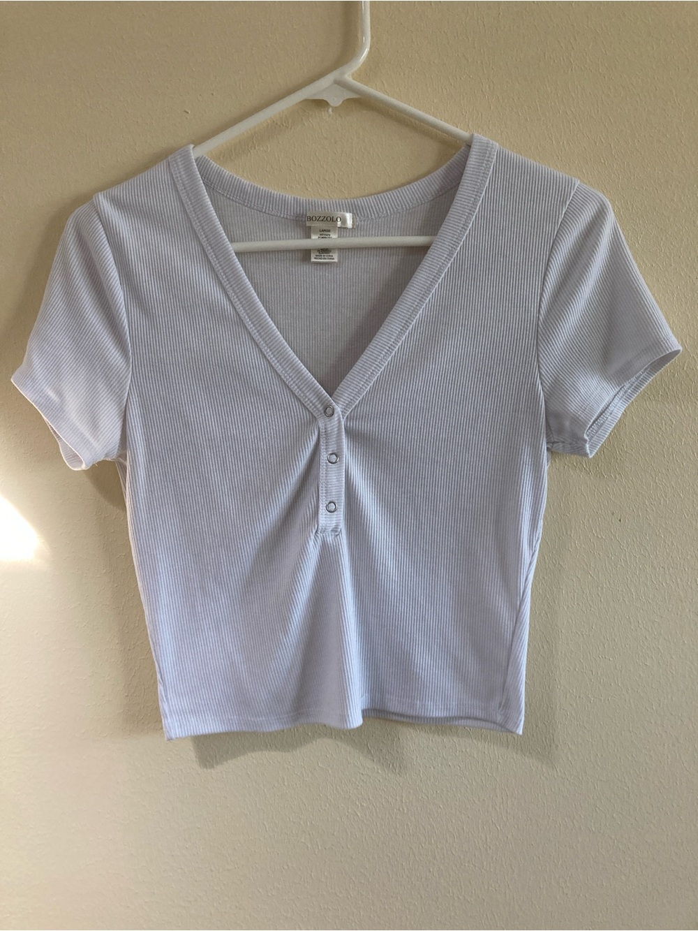 Bozzolo White Ribbed V-Neck Short Sleeve Top